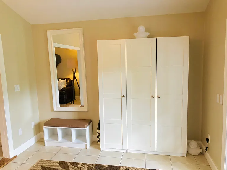 Entry way
