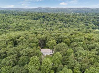 50 Taylor Rd, Mount Kisco, NY 10514