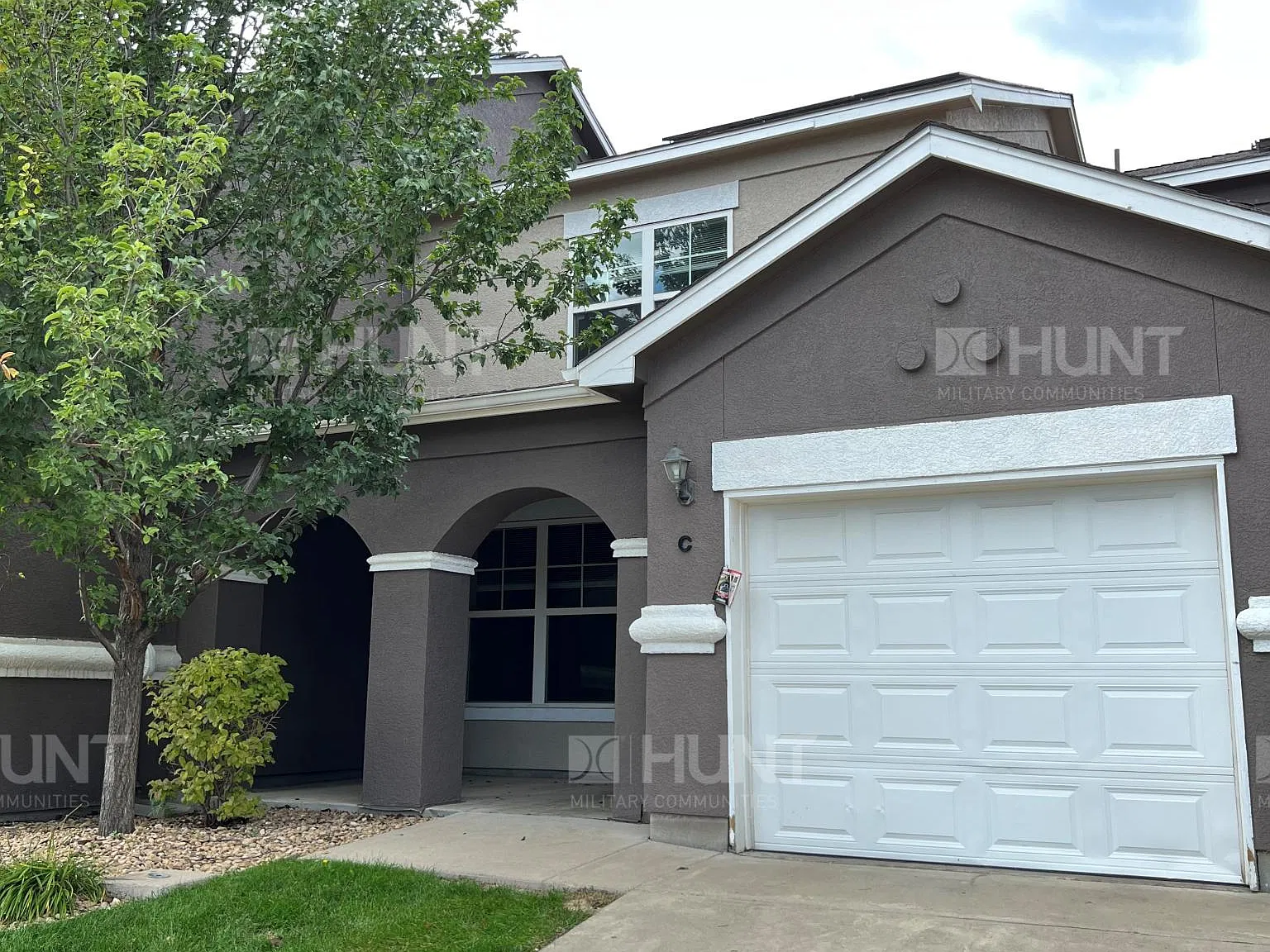 3 bed, 2.5 bath, 1663 sqft, $2,556 — Photo 1