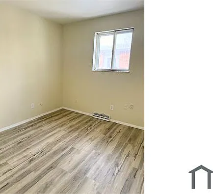 2420 Ulrich Ave — Photo 7