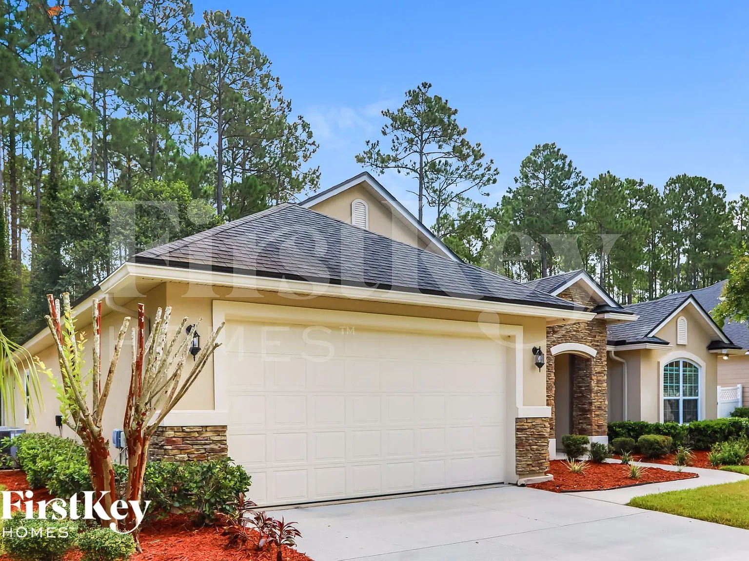 5 bed, 3.0 bath, 2474 sqft, $3,595 — Photo 3