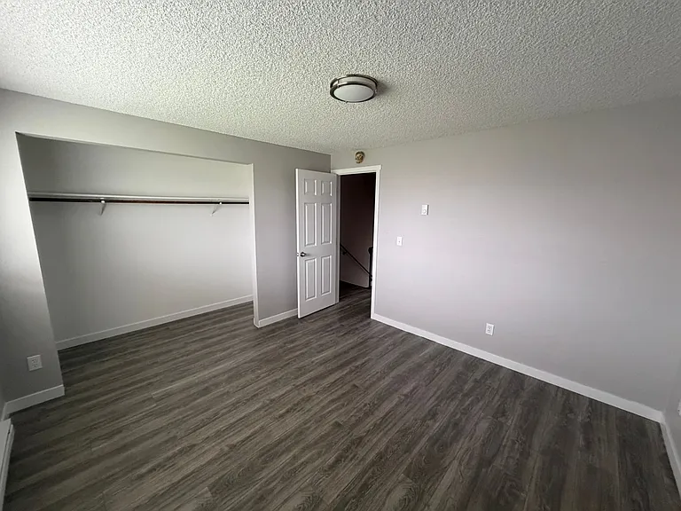 Park Townhomes — Photo 25