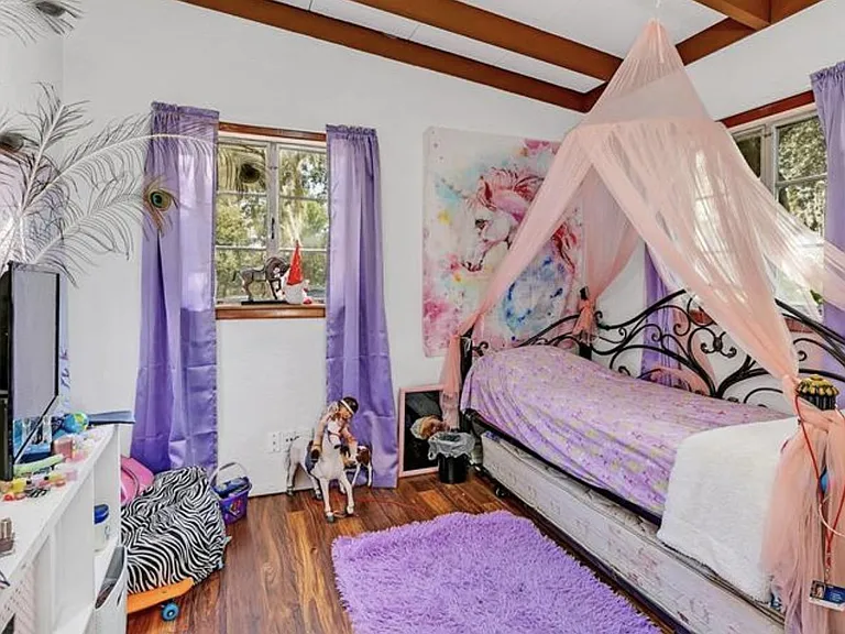 2524 Yale Ave — Photo 6