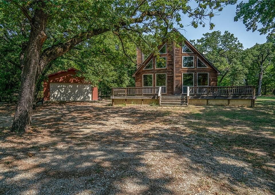 1st image of 615 SE County Road 3124c