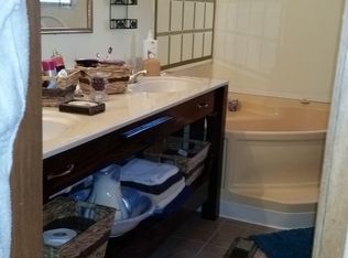 10541 Gov Richardson Rd, Pinewood, SC 29125