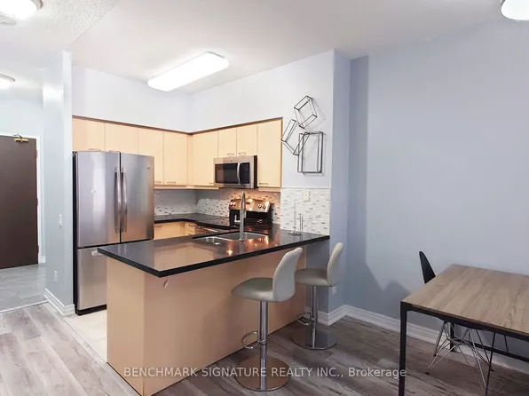 25 Times Ave #110, Markham, ON L3T 7X5