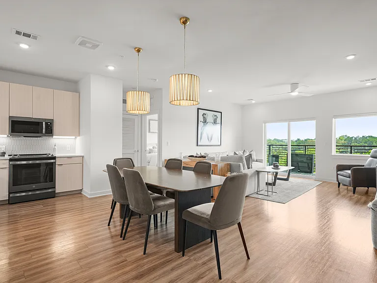 4802 S Congress Ave #524 — Photo 1