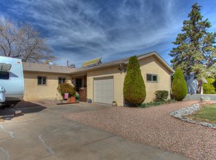 1533 Erbbe St NE, Albuquerque, NM 87112