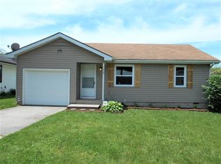 1647 N Lone Pine Ave, Springfield, MO 65803