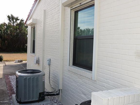 2nd image of 702 Flamingo Dr #A