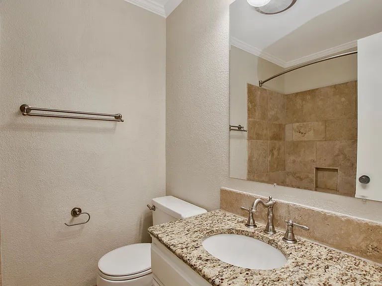 4036 N Edgemoor Dr — Photo 26