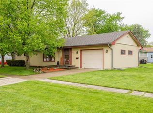 209 N 5th St, Adel, IA 50003