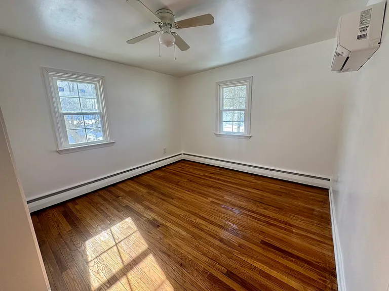 230 Church St — Photo 14