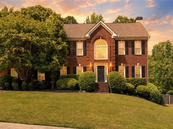3180 Crestmont Way NW, Kennesaw, GA 30152