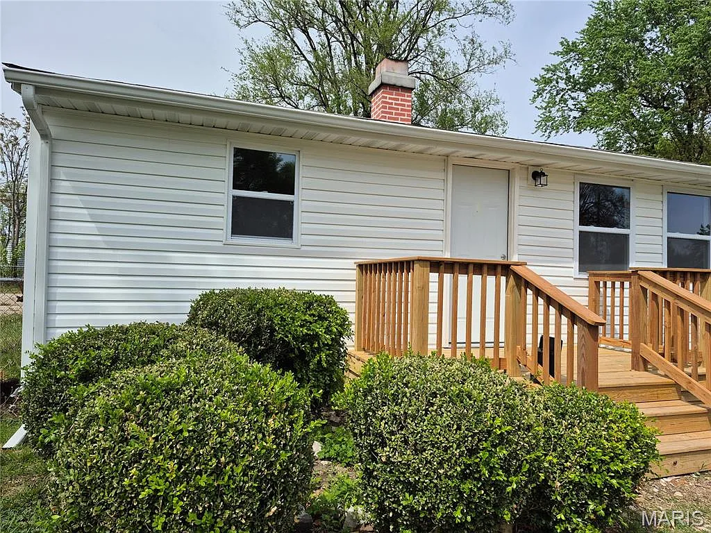 2205 Miracle Ave photo 1