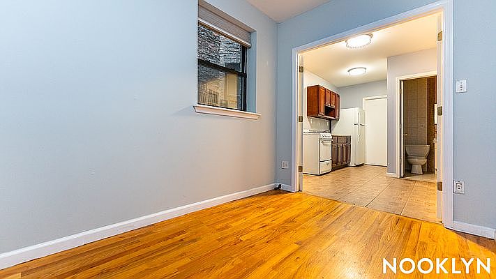 1st image of 437 De Kalb Ave #3L