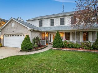 790 N Lyle Ave, Elgin, IL 60123