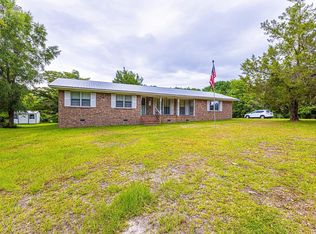 705 White Oak Dr., Johnsonville, SC 29555