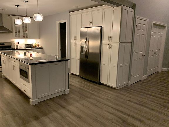 3rd image of 281 Cambon Ave
