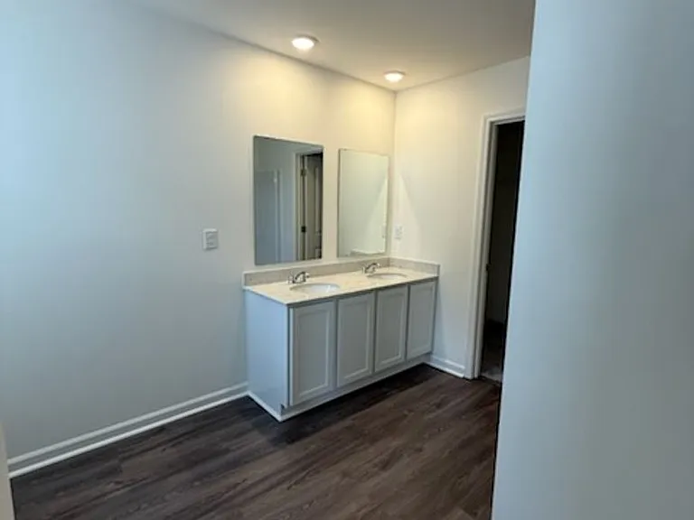 227 Yolanda Dr — Photo 10