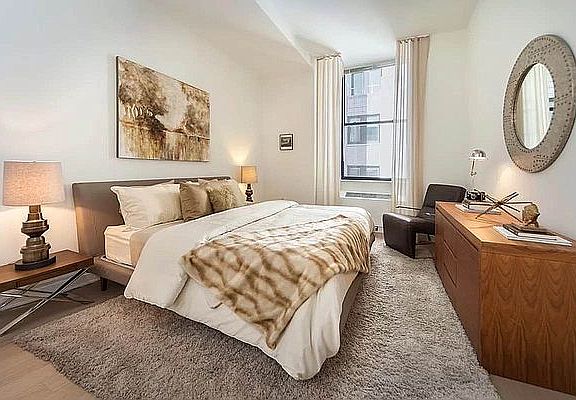 4th image of 58 Pine St #3E