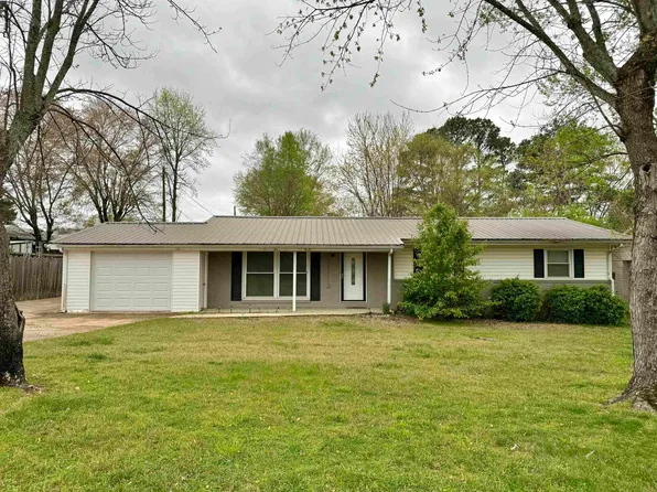 122 Talisman Dr, Florence, AL 35630