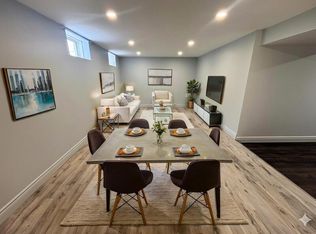 115 Green Rd #2, Hamilton, ON L8G 3W9