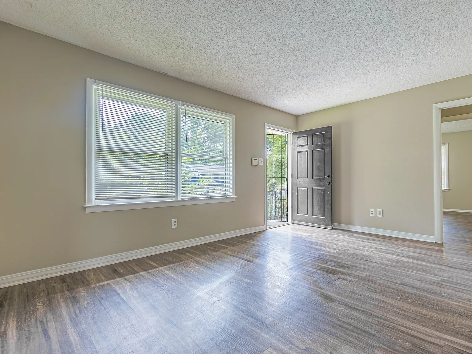 4046 Allison Avenue - 1 — Photo 3