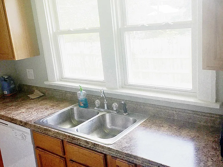 1408 Pratt St — Photo 14