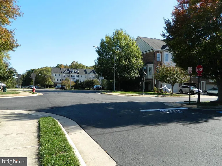 7574 Great Swan Ct — Photo 28