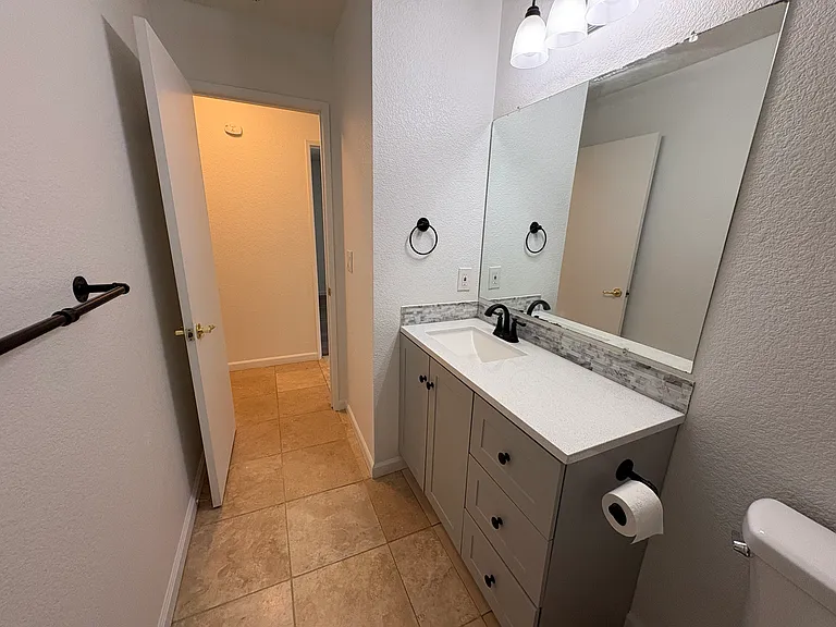 3483 Laird St — Photo 31