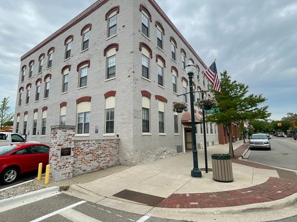 54 S Broadway St APT 22