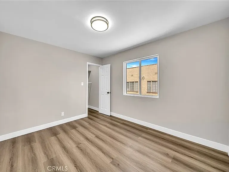 6427 S Vermont Ave — Photo 8