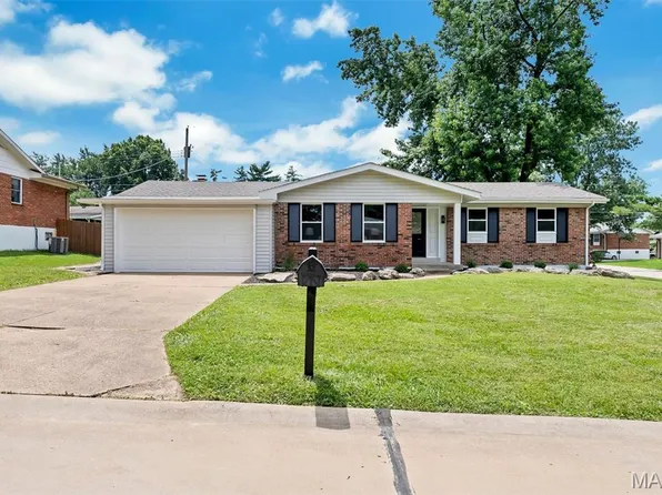 1152 Tumbleweed Trl, Ellisville, MO 63011