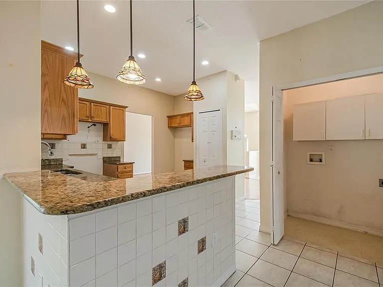 603 Pinehurst Ct — Photo 22