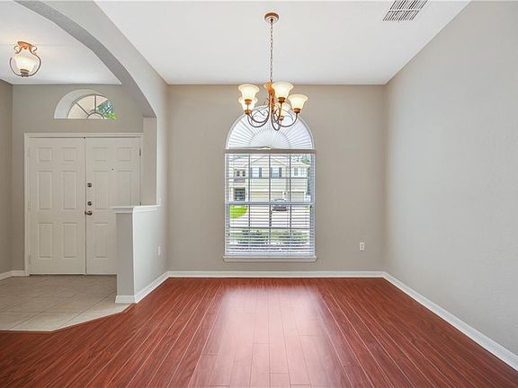 4th image of 3298 Fawnwood Dr