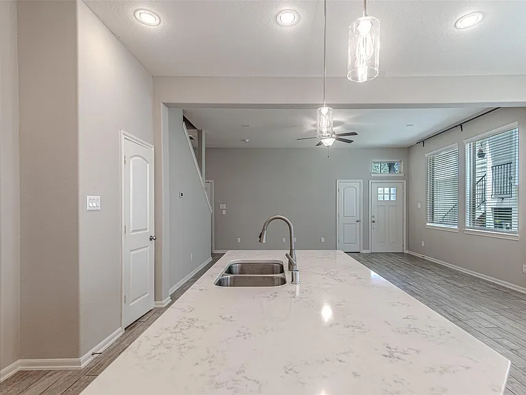 5543 Purple Meadow Ln — Photo 18