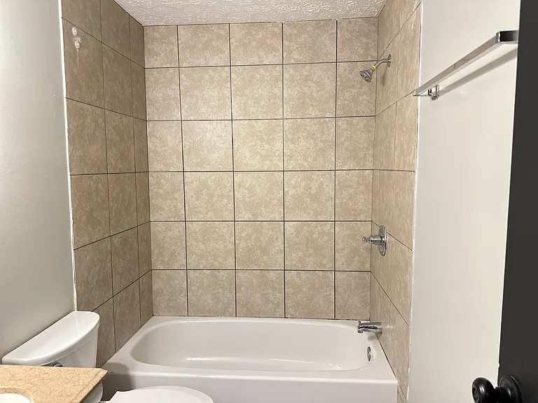 1600 Worthington Row Dr #1600 — Photo 7