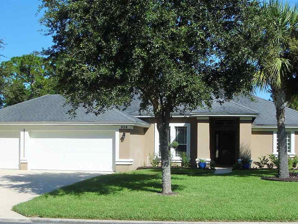 1st image of 924 Mirror Lake Dr