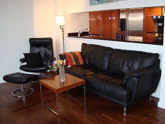 3rd image of 422 E 72nd St APT 25B