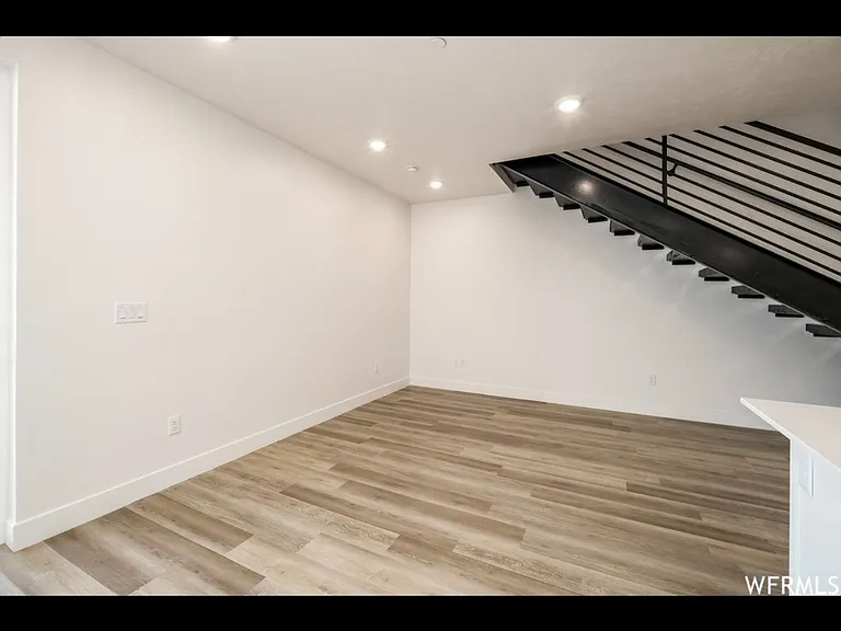 933 S Washington St #111 — Photo 4
