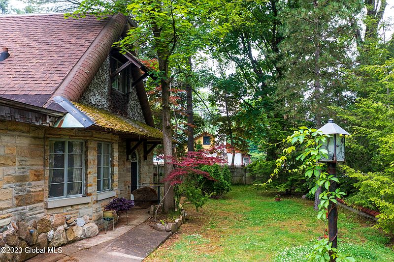 5th image of 12 Wagner Road