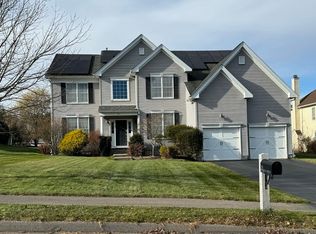 84 Endean Dr, East Walpole, MA 02032