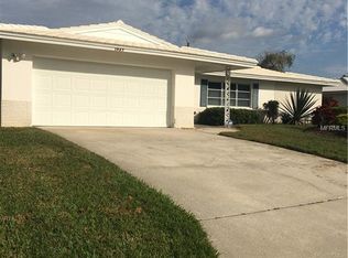 1947 Mid Ocean Cir, Sarasota, FL 34239