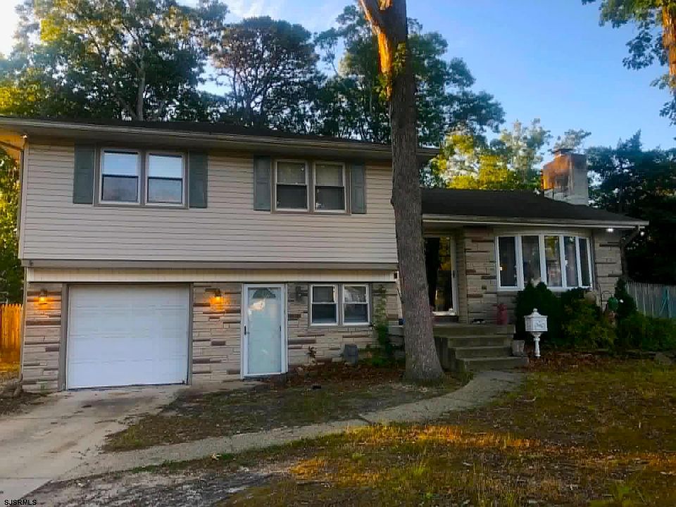 1st image of 400 Frances Ave