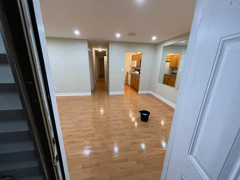 3715 NW 84th Ave — Photo 8