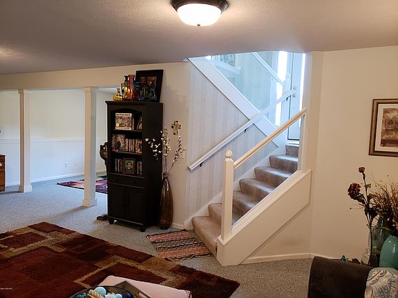 4th image of 1065 Thornwyk Dr NW