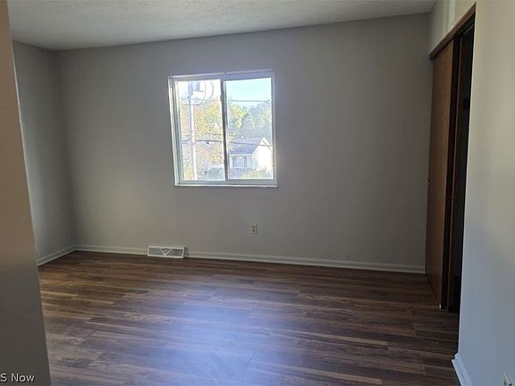 4th image of 1639 Liberty Dr