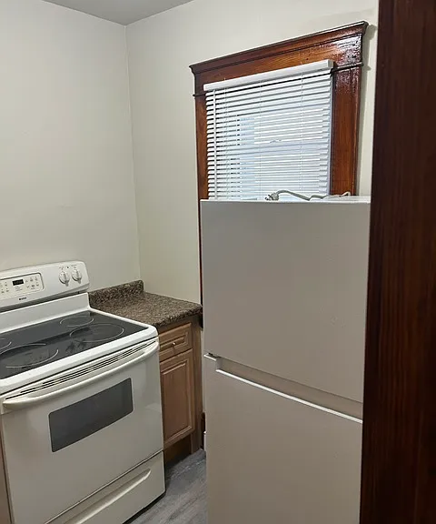 204 Park Ave #2-B — Photo 6