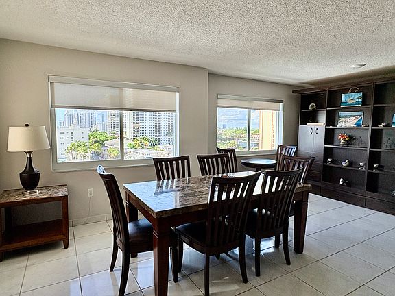 4th image of 300 Oregon St APT 601